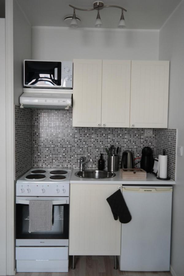 Modern Equipped Studio In Vibrant Kallio, Near Transit & Dining Spots Helsinki Eksteriør billede
